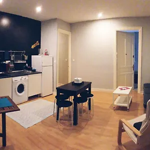 apartamento-centrico-junto-al-museo-con-wifi.bilbaohotelsspain.com/